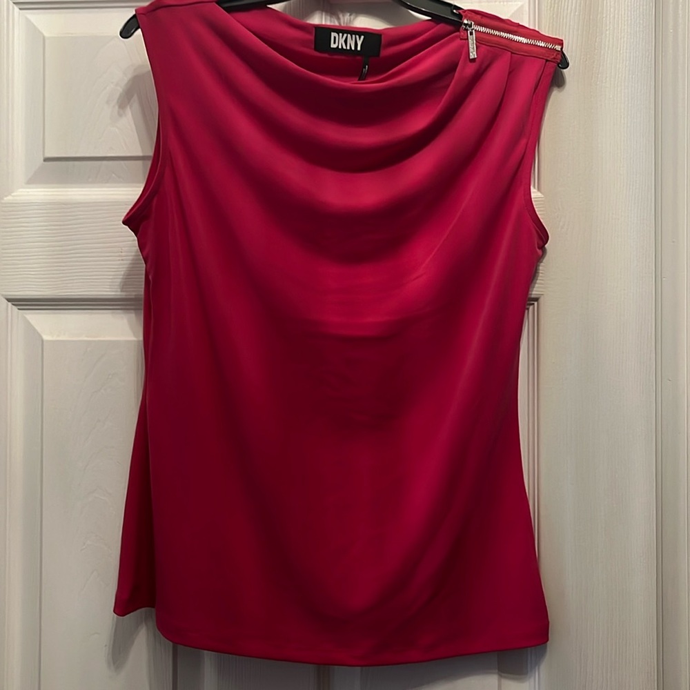 DKNY women pink sleeveless top size small